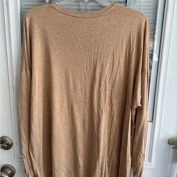 Lafayette 148 New York Beige Tan  Long Sleeve Top Rayon Lghtwt Flowy - Picture 5 of 5